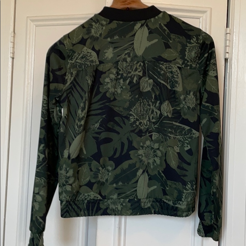 Warmup jacket - Picture 2 of 2